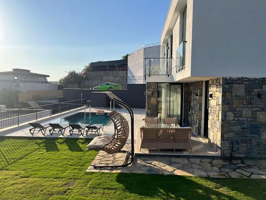 Luxury Villa Sea View With Pool Gumusluk Turkey